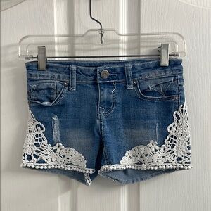 Vigoss The Jagger Short Blue Denim with Lace Appliqué & Distressed Kids Size 12